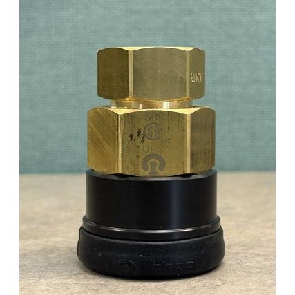 Threaded Straight Fitting (Female-NPT) with Flip Sleeve Assembly for TracPipe and TracPipe