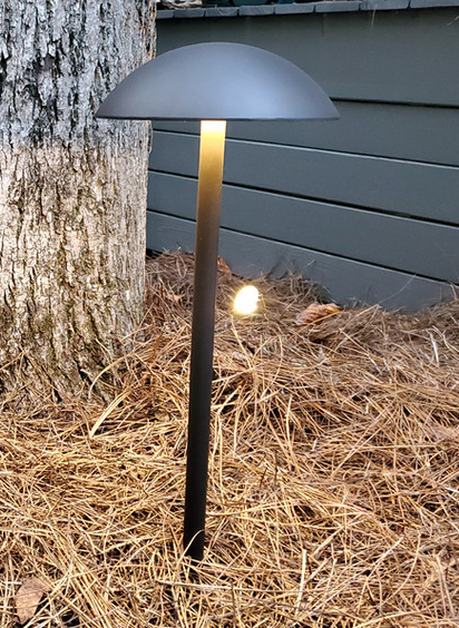 Lumien A5A3-4W Luz de camino de aluminio bronce, sombrero redondeado, 4 vatios