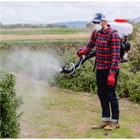 Tomahawk Power TMD14-2 3.7-gallon backpack fogger showing tank and sprayer equipment