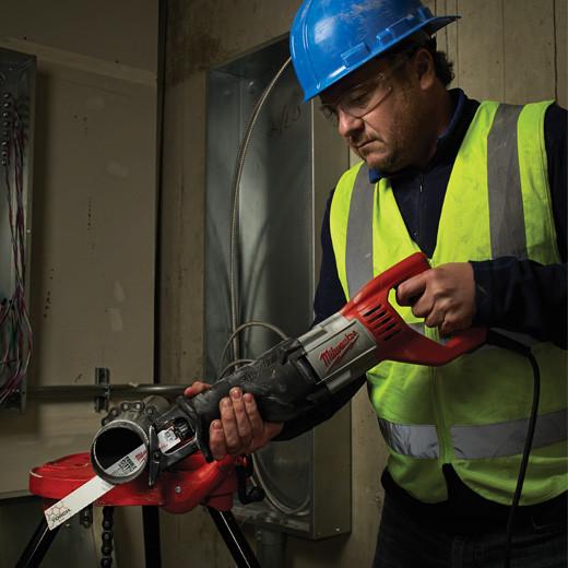 milwaukee drill saw saw flashlight Milwaukee 48-00-5787 9" 14 TPI The Torch Sawzall Blade (5 Pack)